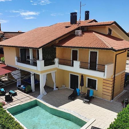 Apartmens Alenka Rovigno Esterno foto