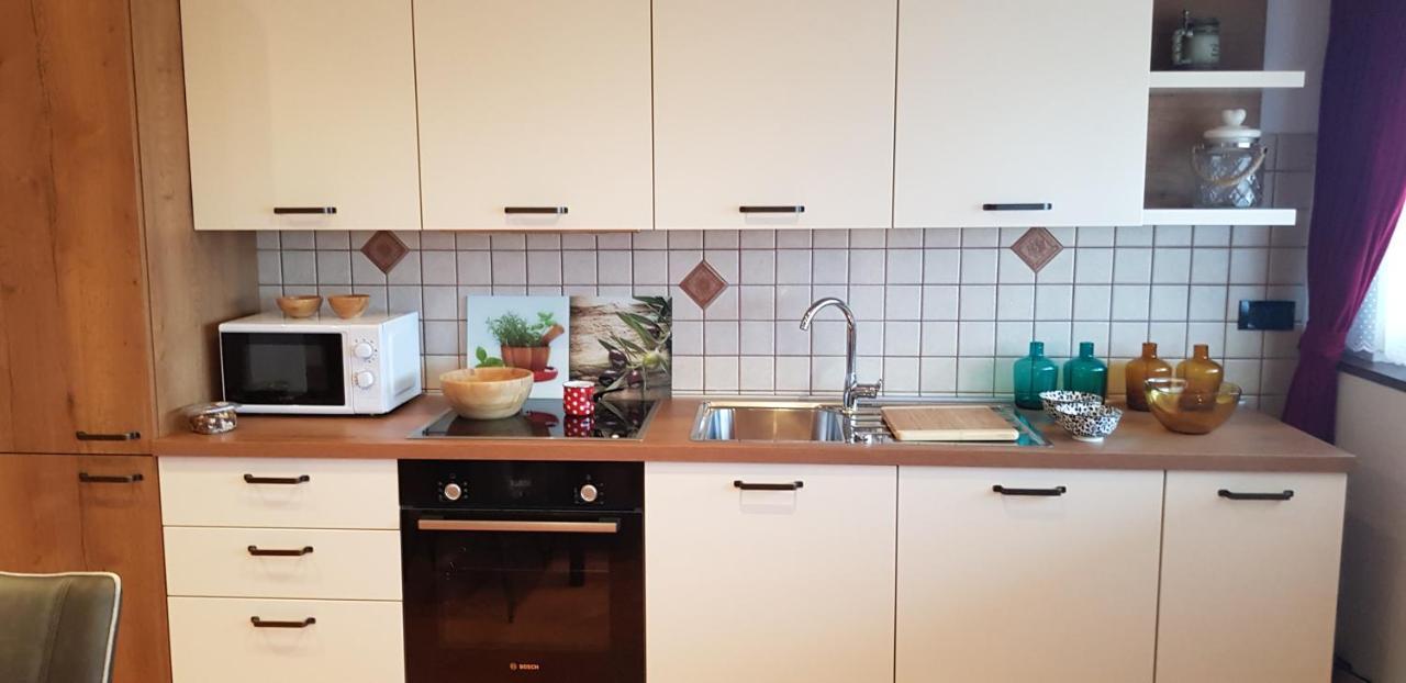 Apartmens Alenka Rovigno Esterno foto